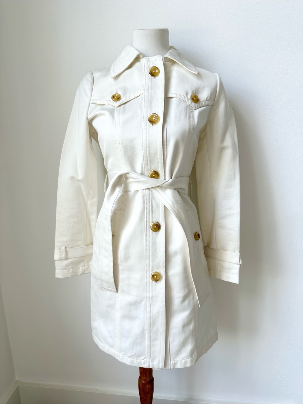 Banana Republic Off White Button Down Trench Coat with Tie Waist Size Small
